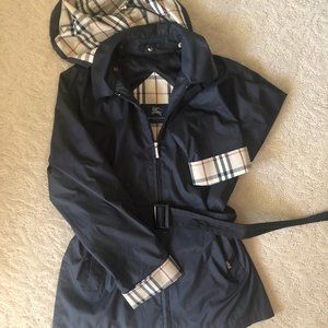 Women's Rain Jacket with belt and detachable hood